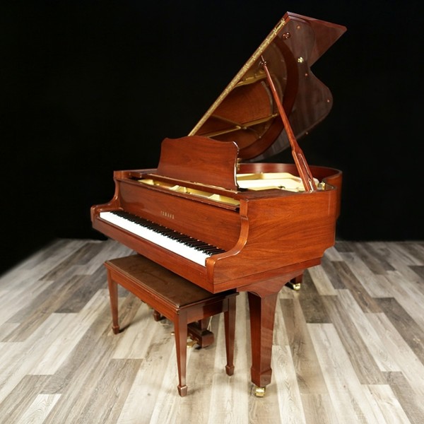Yamaha pianos for sale: 1992 Yamaha Grand G1 - $14,800