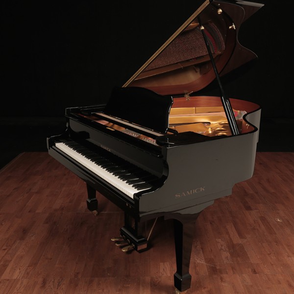 Samick pianos for sale: 1995 Samick Grand - $12,500