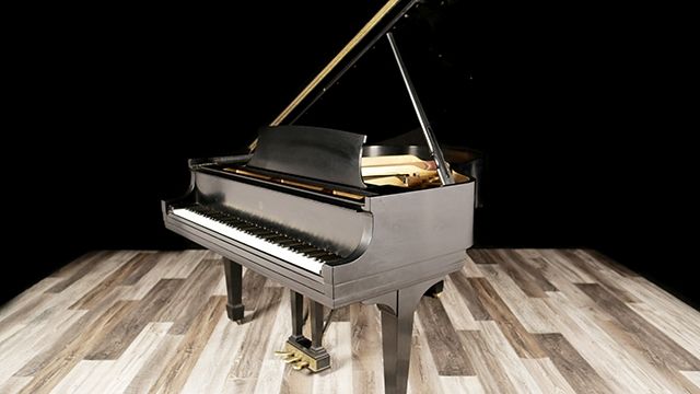 <span>1973</span> Steinway M